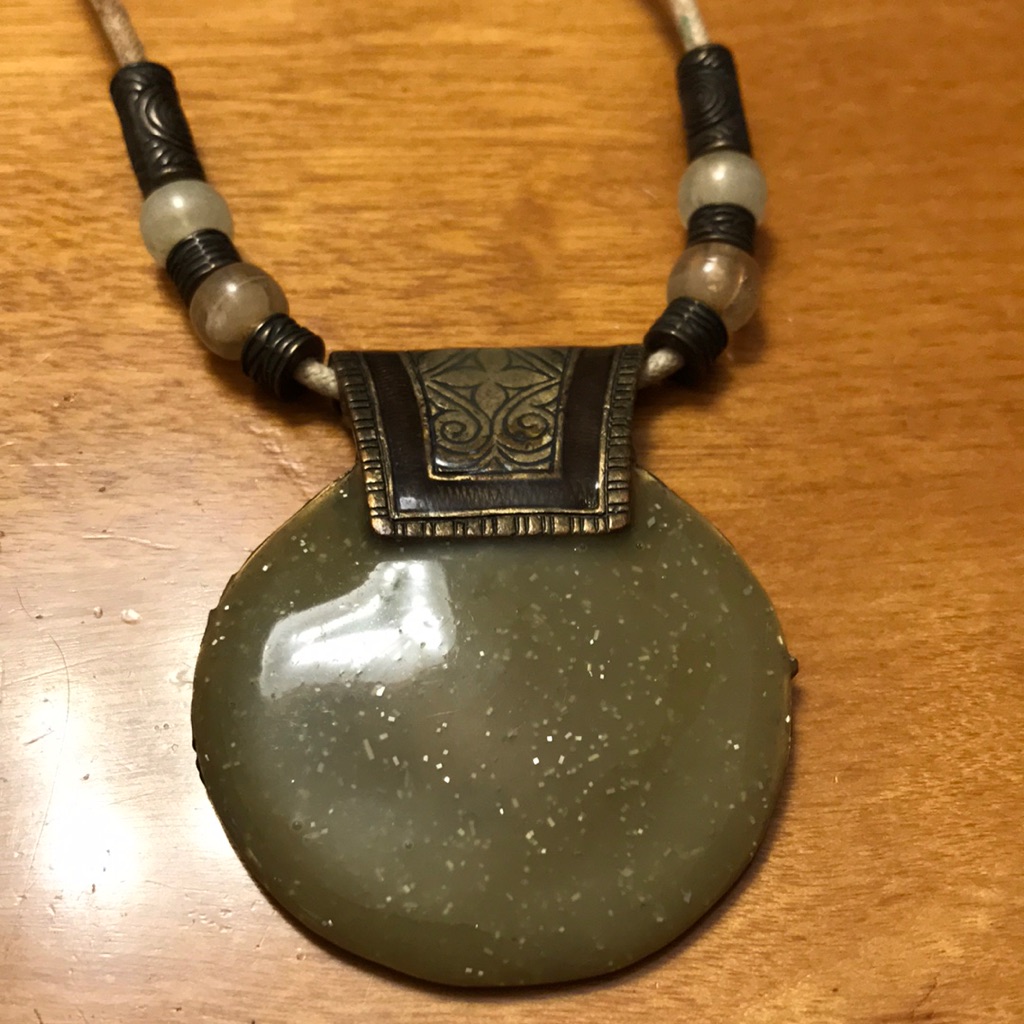 Vclm Pendant Necklace 30$